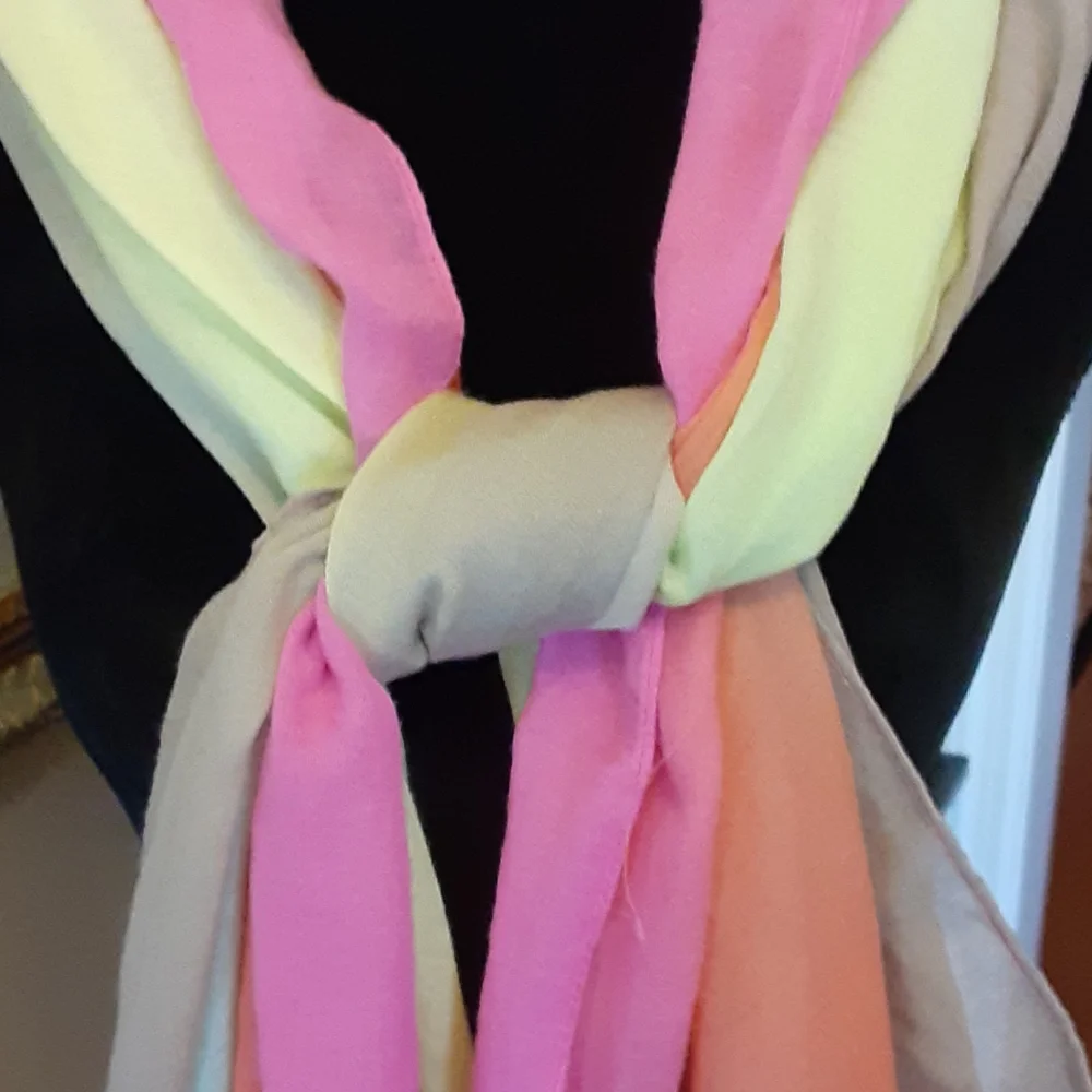 Vince Camuto sheer pink aqua yellow tan hombre rectangle scarf fringed edge EUC…
